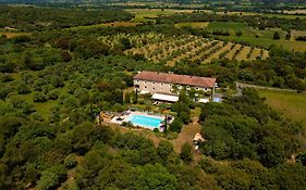 Hotel Restaurant Le Gardon - Pont Du Gard